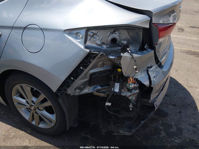 Hyundai ELANTRA SE 2017 5NPD84LF0HH050378 Image 6