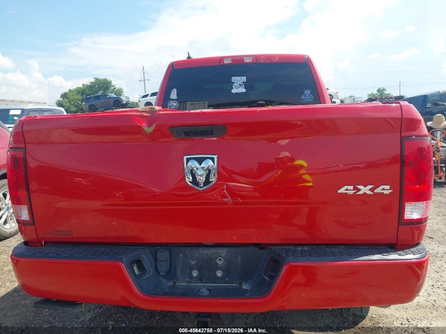Продажа на аукционе авто 2019 Ram 1500 Classic Express  4x4 6'4 Box, vin: 1C6RR7FG2KS623998, номер лота: 45642758