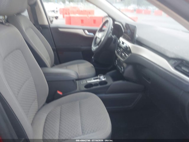 45642796 :رقم المزاد ، 1FMCU0G6XLUB97568 vin ، 2020 Ford Escape Se مزاد بيع