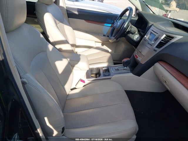 2014 Subaru Outback 2.5i Limited მანქანა იყიდება აუქციონზე, vin: 4S4BRBLC0E3296980, აუქციონის ნომერი: 45642864