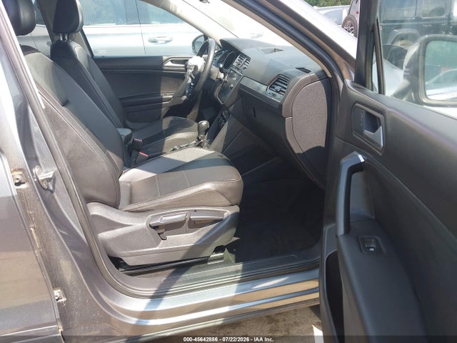 45642886 :رقم المزاد ، 3VV2B7AXXKM050753 vin ، 2019 Volkswagen Tiguan 2.0t Se/2.0t Sel/2.0t Sel R-line/2.0t Sel R-line Black مزاد بيع
