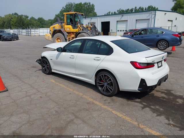 Продажа на аукционе авто 2023 Bmw 330e Xdrive, vin: 3MW39FS08P8C96742, номер лота: 45642916