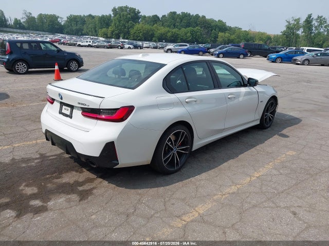 Продажа на аукционе авто 2023 Bmw 330e Xdrive, vin: 3MW39FS08P8C96742, номер лота: 45642916