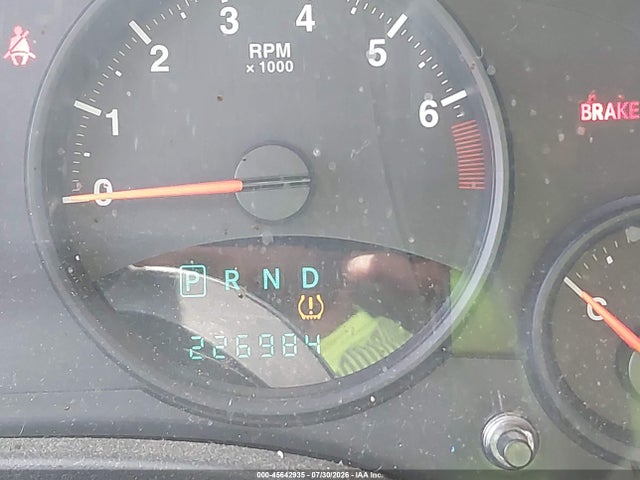 45642935 :رقم المزاد ، 1J4NF1FB5BD250620 vin ، 2011 Jeep Compass مزاد بيع