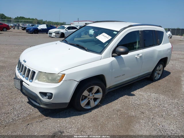 45642935 :رقم المزاد ، 1J4NF1FB5BD250620 vin ، 2011 Jeep Compass مزاد بيع