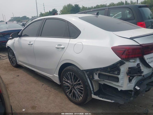 45642938 :رقم المزاد ، 3KPF54AD8RE718081 vin ، 2024 Kia Forte Gt-line مزاد بيع
