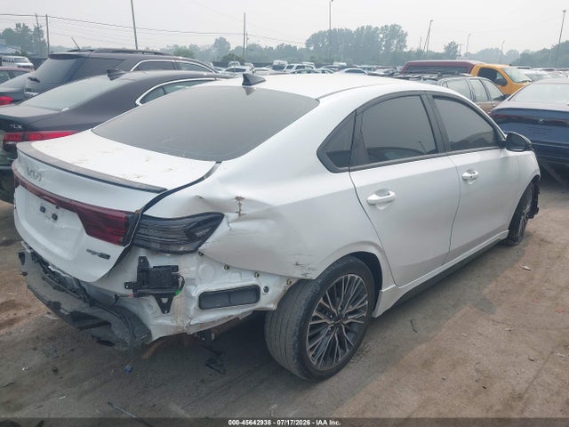 45642938 :رقم المزاد ، 3KPF54AD8RE718081 vin ، 2024 Kia Forte Gt-line مزاد بيع