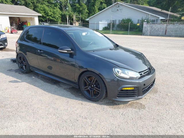 2013 Volkswagen Golf R 2-door მანქანა იყიდება აუქციონზე, vin: WVWRF7AJ6DW067727, აუქციონის ნომერი: 45642944