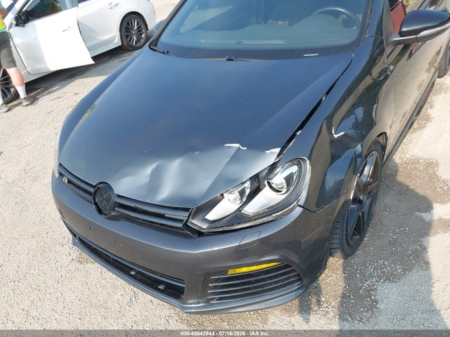 2013 Volkswagen Golf R 2-door მანქანა იყიდება აუქციონზე, vin: WVWRF7AJ6DW067727, აუქციონის ნომერი: 45642944