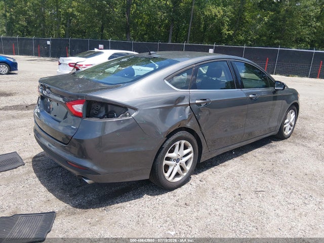 45642980 :رقم المزاد ، 3FA6P0H72GR294220 vin ، 2016 Ford Fusion Se مزاد بيع