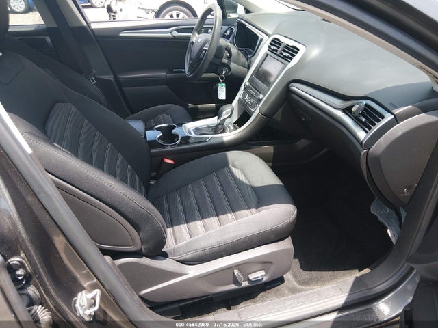 45642980 :رقم المزاد ، 3FA6P0H72GR294220 vin ، 2016 Ford Fusion Se مزاد بيع