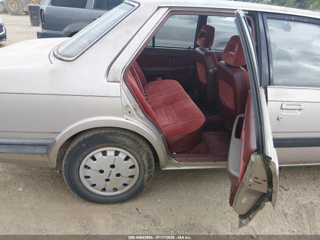 Продажа на аукционе авто 1987 Mazda 626, vin: JM1GC2218H1112834, номер лота: 45642995