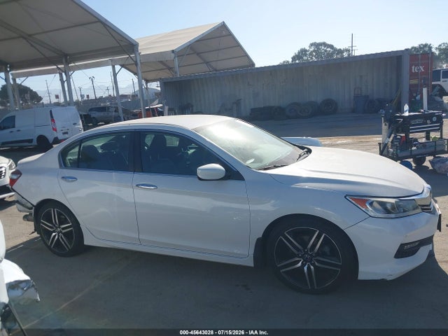1HGCR2F12HA012592 Honda Accord Sport Se