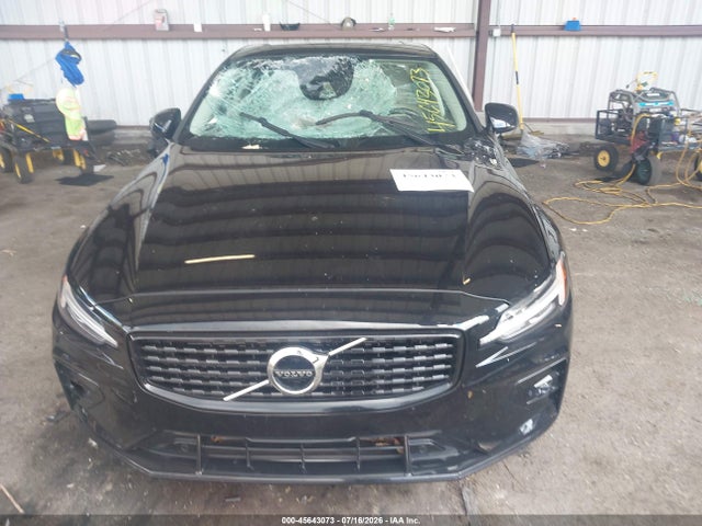 Продажа на аукционе авто 2021 Volvo S60 T5 Momentum, vin: 7JR102FZ0MG123379, номер лота: 45643073