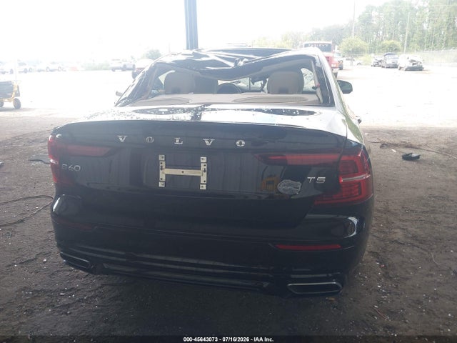 Продажа на аукционе авто 2021 Volvo S60 T5 Momentum, vin: 7JR102FZ0MG123379, номер лота: 45643073