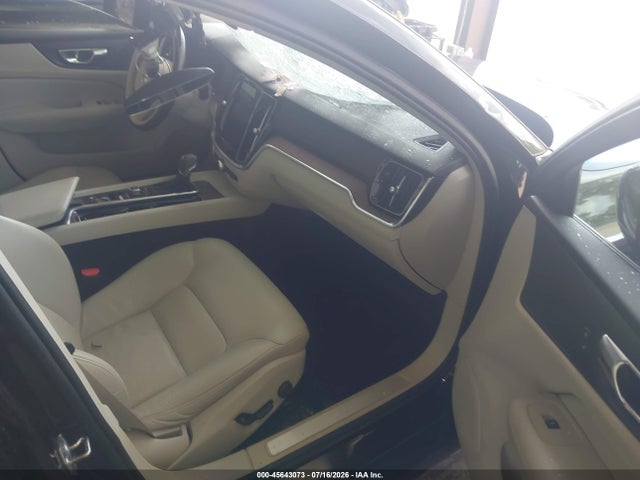 Продажа на аукционе авто 2021 Volvo S60 T5 Momentum, vin: 7JR102FZ0MG123379, номер лота: 45643073
