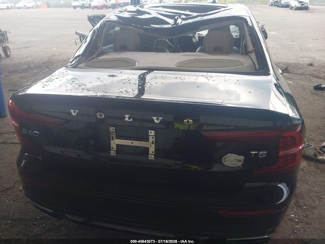 Продажа на аукционе авто 2021 Volvo S60 T5 Momentum, vin: 7JR102FZ0MG123379, номер лота: 45643073