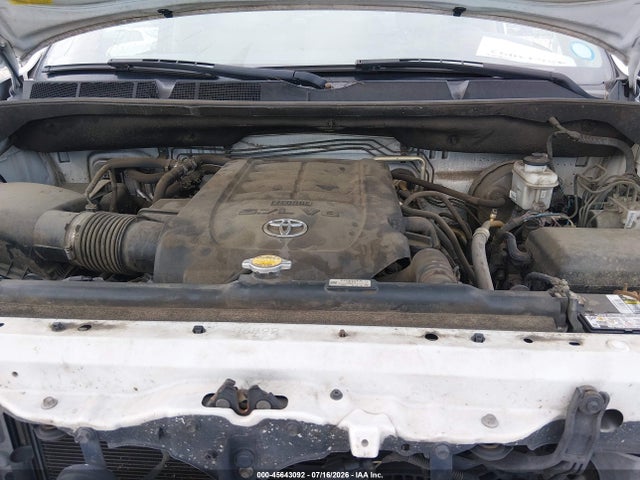 5TDZY5G13ES054389 Toyota Sequoia Sr5 5.7l V8