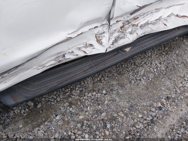 5TDZY5G13ES054389 Toyota Sequoia Sr5 5.7l V8