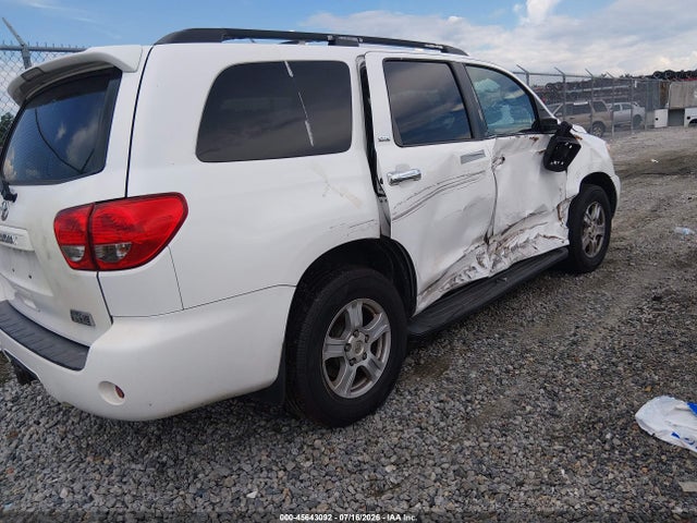 5TDZY5G13ES054389 Toyota Sequoia Sr5 5.7l V8