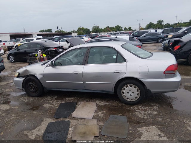 45643100 :رقم المزاد ، 1HGCG56461A067862 vin ، 2001 Honda Accord 2.3 Lx مزاد بيع