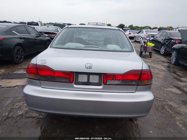 45643100 :رقم المزاد ، 1HGCG56461A067862 vin ، 2001 Honda Accord 2.3 Lx مزاد بيع