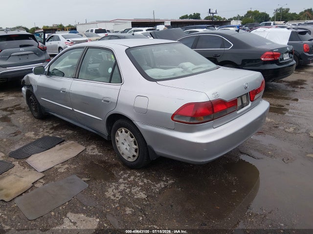 45643100 :رقم المزاد ، 1HGCG56461A067862 vin ، 2001 Honda Accord 2.3 Lx مزاد بيع