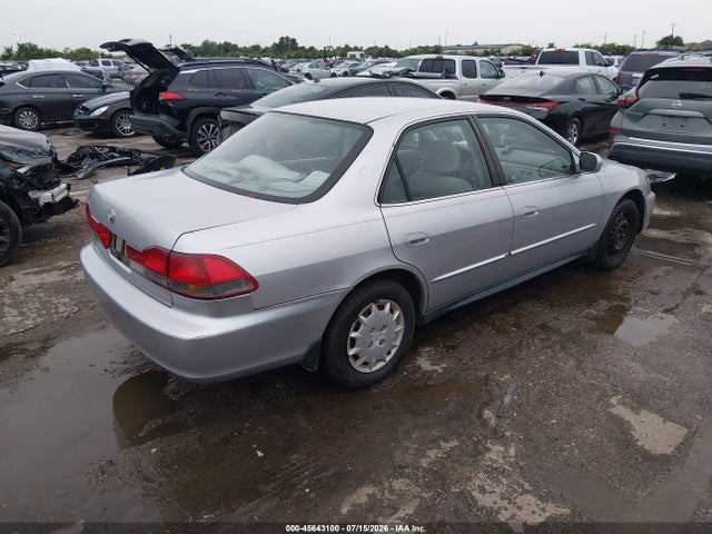 45643100 :رقم المزاد ، 1HGCG56461A067862 vin ، 2001 Honda Accord 2.3 Lx مزاد بيع