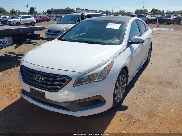 Hyundai Sonata Sport 2017 5NPE34AF6HH555587 Image 2