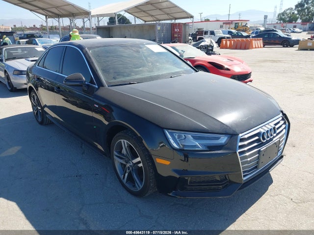 Audi A4 Premium Plus 2017 WAULNAF41HN017996 Image 1