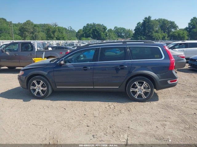 45643128 :رقم المزاد ، YV4902BZ5D1169202 vin ، 2013 Volvo Xc70 T6 مزاد بيع