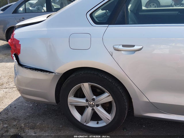 45643141 :رقم المزاد ، 1VWBP7A35DC047564 vin ، 2013 Volkswagen Passat 2.5l Se مزاد بيع