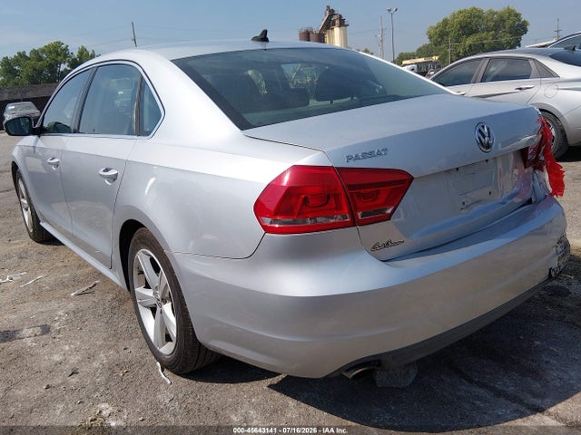 45643141 :رقم المزاد ، 1VWBP7A35DC047564 vin ، 2013 Volkswagen Passat 2.5l Se مزاد بيع
