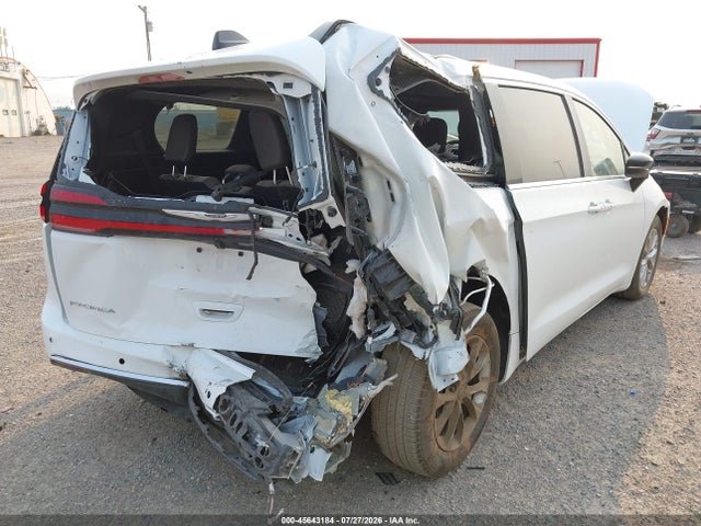 2C4RC1GG2TR183225 Chrysler Pacifica Limited