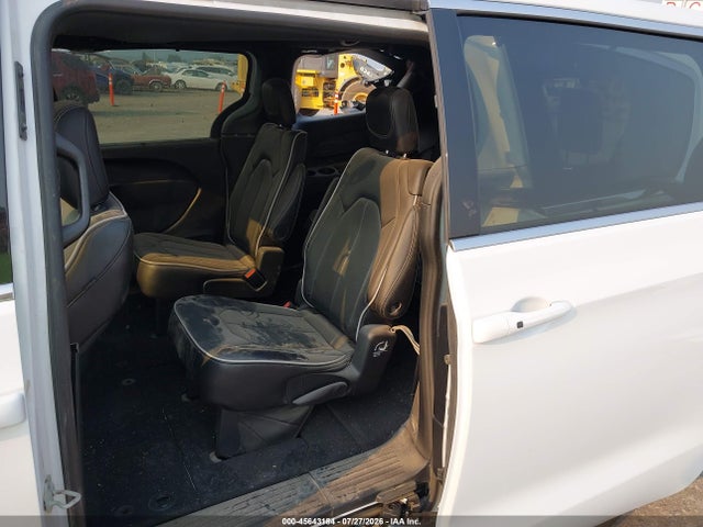 2C4RC1GG2TR183225 Chrysler Pacifica Limited