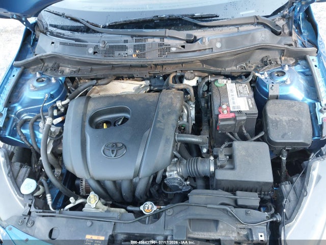 3MYDLBYV2JY325942 Toyota YARIS IA