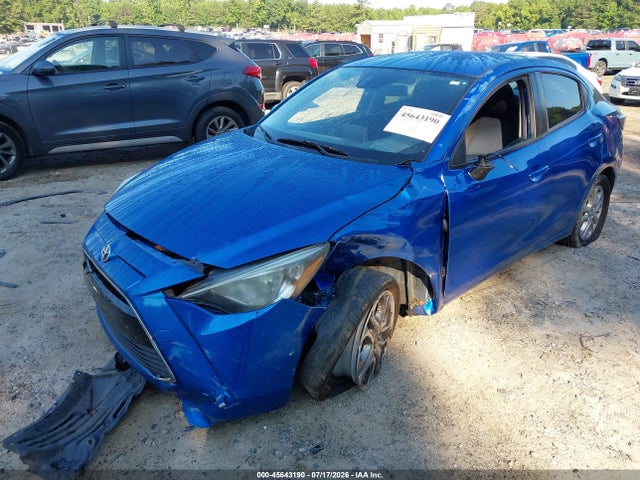 3MYDLBYV2JY325942 Toyota YARIS IA