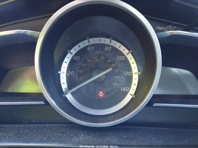 3MYDLBYV2JY325942 Toyota YARIS IA