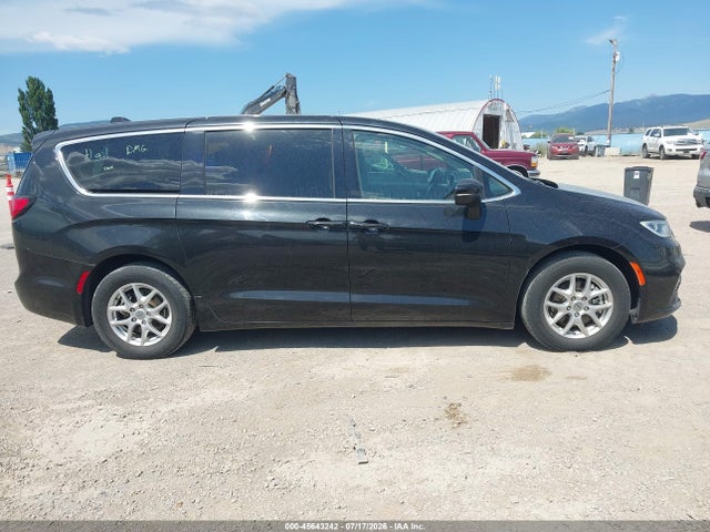 Chrysler Pacifica Touring L 2023 2C4RC1BG7PR616258 Image 13