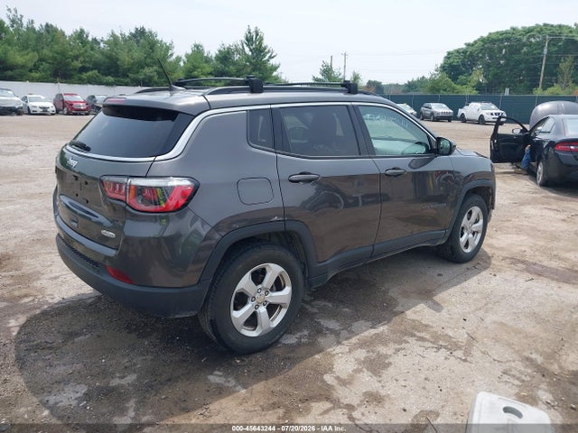 45643244 :رقم المزاد ، 3C4NJDBB4HT650750 vin ، 2017 Jeep Compass Latitude مزاد بيع