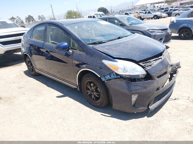 Toyota Prius Two 2014 JTDKN3DU3E0392407 Image 1