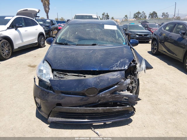 Toyota Prius Two 2014 JTDKN3DU3E0392407 Image 13