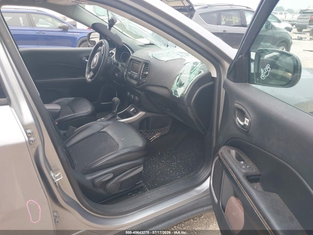 Продаж на аукціоні авто 2018 Jeep Compass Latitude Fwd, vin: 3C4NJCBB7JT410849, номер лоту: 45643270