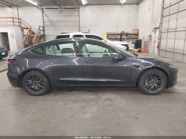 45643281 :رقم المزاد ، 5YJ3E1EB2RF810923 vin ، 2024 Tesla Model 3 Long Range Dual Motor All-wheel Drive مزاد بيع