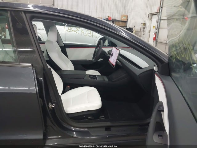 45643281 :رقم المزاد ، 5YJ3E1EB2RF810923 vin ، 2024 Tesla Model 3 Long Range Dual Motor All-wheel Drive مزاد بيع