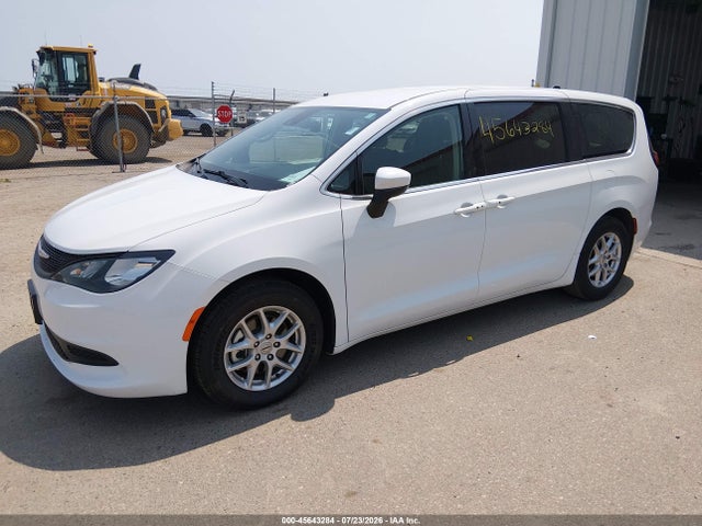 2C4RC1CG7PR613388 Chrysler Voyager Lx