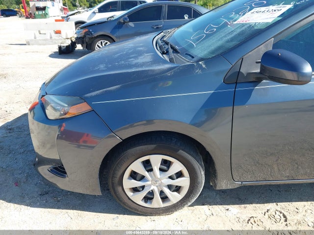Продажа на аукционе авто 2018 Toyota Corolla L, vin: 5YFBURHE6JP797993, номер лота: 45643289