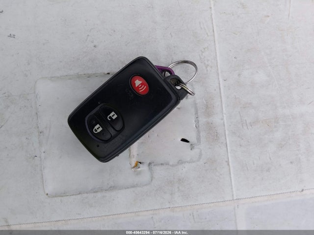 Toyota Prius V Two 2015 JTDZN3EU1FJ026504 Image 11