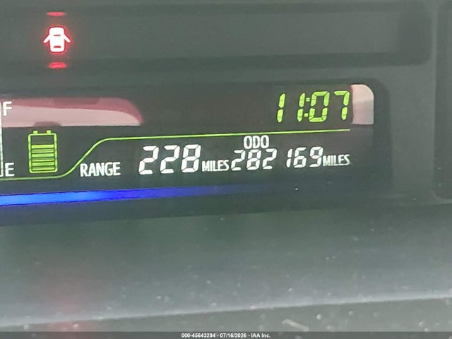 Toyota Prius V Two 2015 JTDZN3EU1FJ026504 Image 21