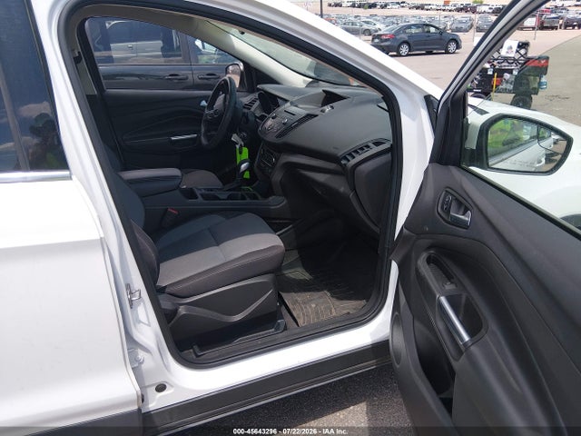 1FMCU9GD8JUA75758 Ford ESCAPE SE